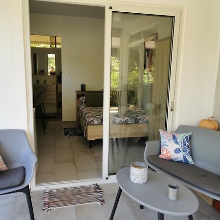 Fare Kairos Apartment Uturoa Bagian luar foto